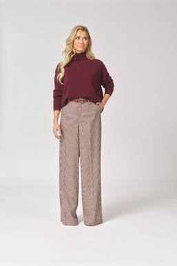 SELAHTURTLENECKBURGUNDY-OSCAREPANTSPIEDDEPOULE.jpg