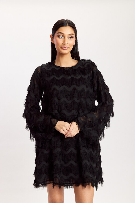 DL-26-03-27Estelledress2.jpg